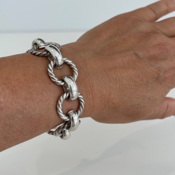 TIFFANY & CO STERLING SILVER BRACELET - Picture 3 of 16